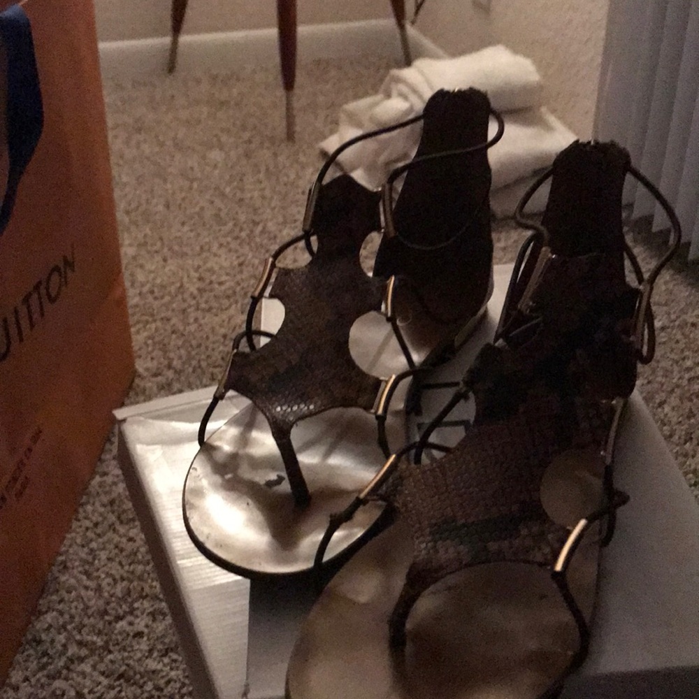 Sandals - Picture 1 of 3
